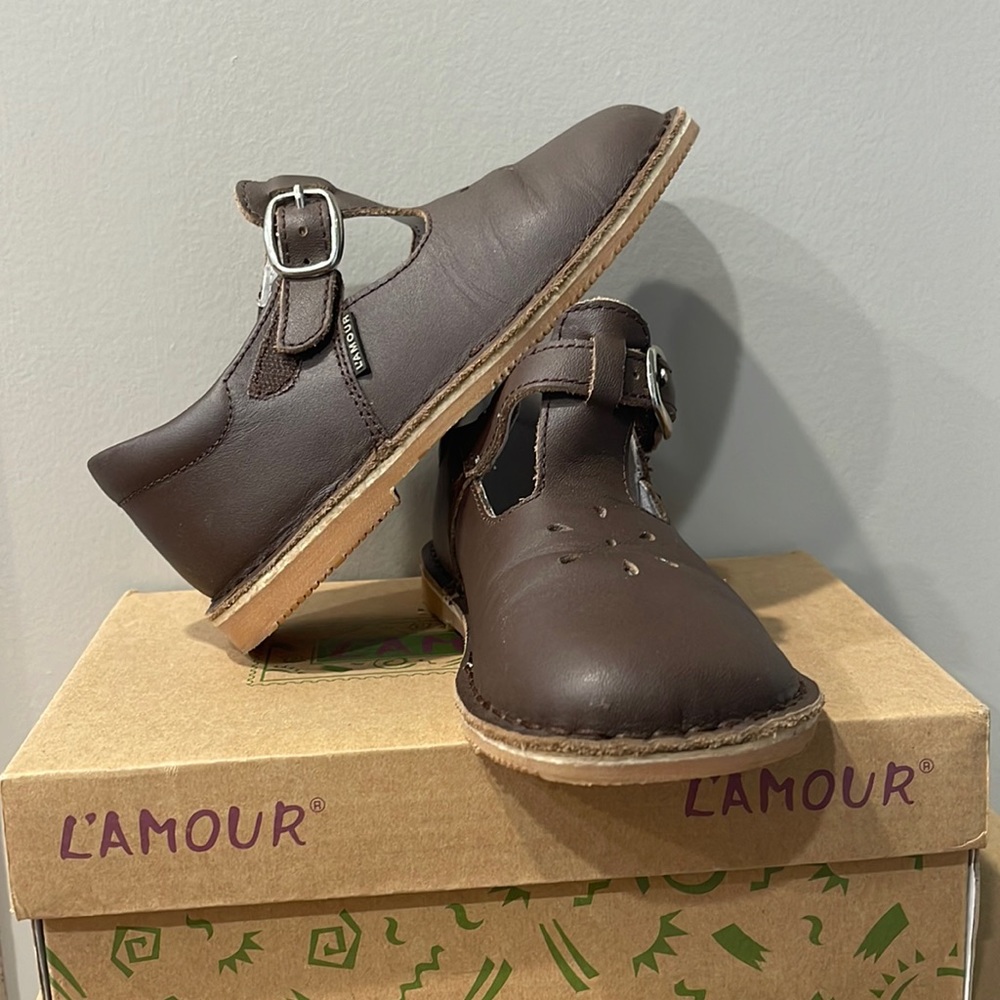 L’Amour Brown Mary Janes